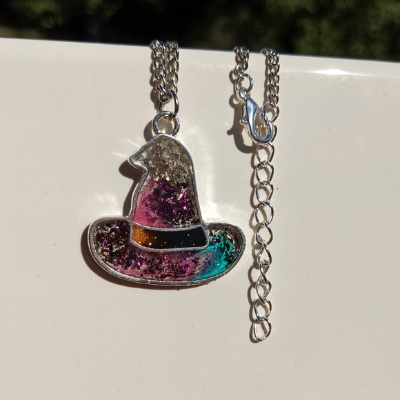 Wicked Witch Necklace Handmade Spooky Halloween Sparkly Glitter Purple - Picture 4 of 8